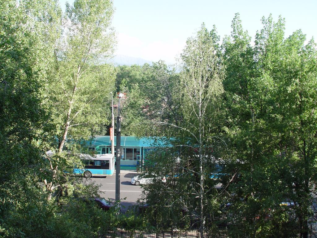 Lessor Centre Apartments Almaty Zimmer foto