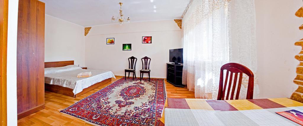 Lessor Centre Apartments Almaty Zimmer foto